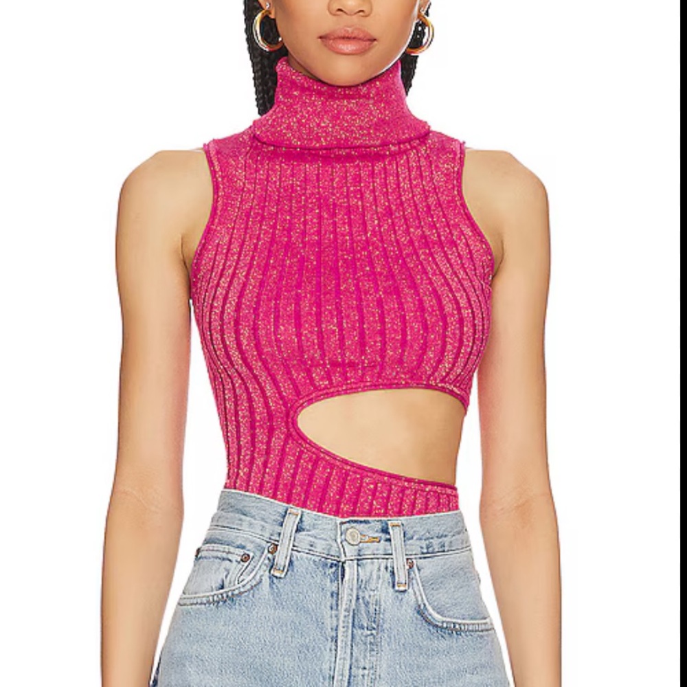 ALIANA CUTOUT TOP ALL THE WAYS